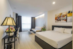 Гостиница The One Premium Hotel  Хошимин